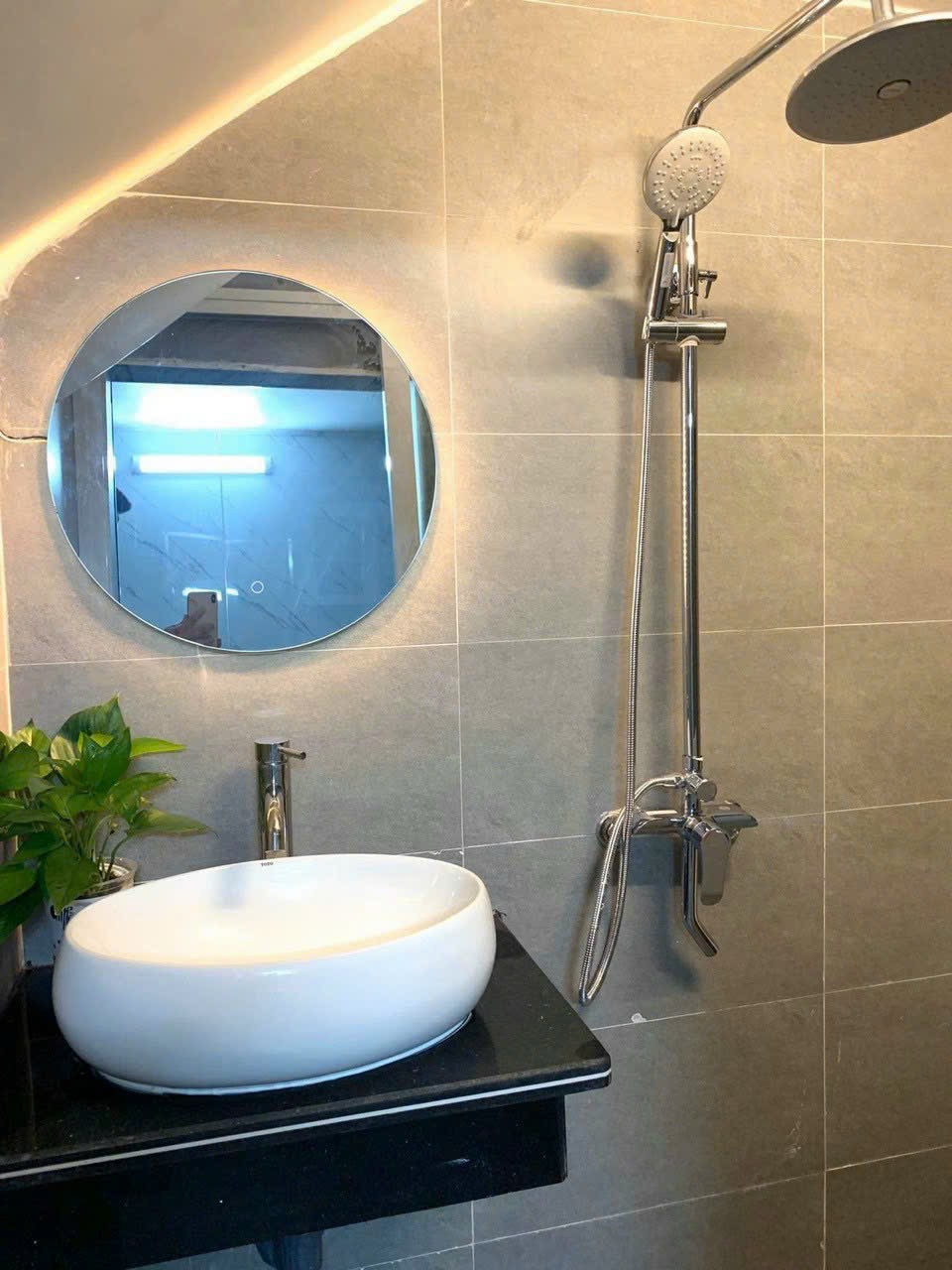 CẦN BÁN GẤP NHÀ 5 TẦNG PHỐ NGỌC TRÌ – LONG BIÊN – 30M² – GIÁ RẺ – NHÀ MỚI Ở NGAY - Ảnh 1
